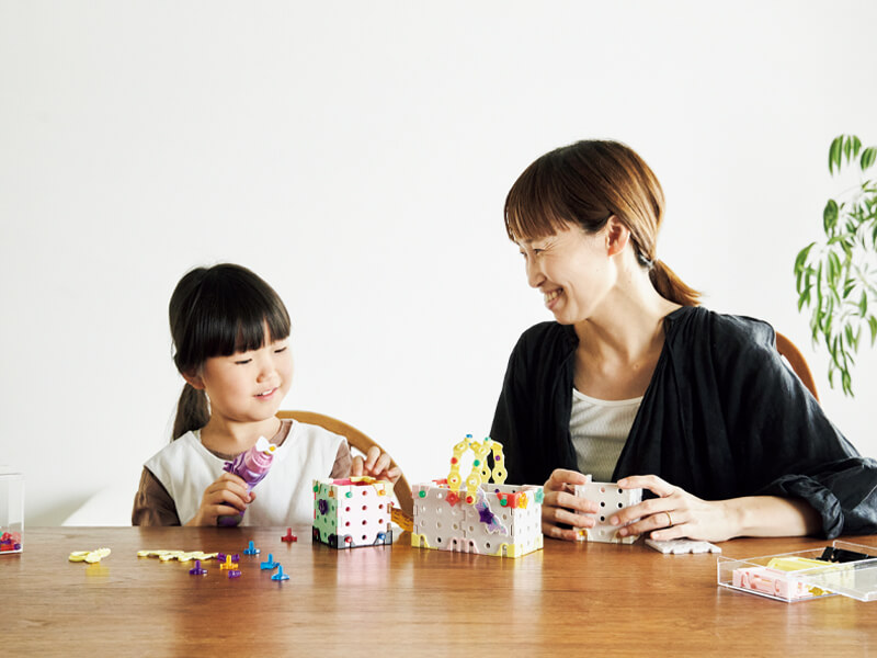 【ねじハピ】子どもと一緒に親も楽しく遊べて、組み立てたものが使えるおもちゃです