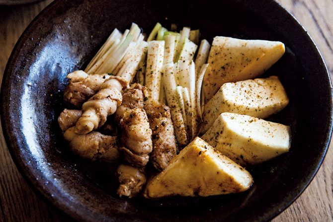 ワタナベマキさん「豚ばらとねぎの七味鍋」レシピ