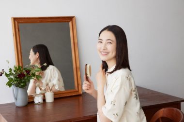 浜島直子（はまじ）さんがTSUBAKIをお試しして大絶賛。「朝、起きた瞬間からまとまる髪に」