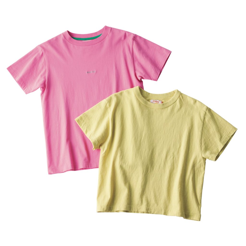 ビームス ボーイとサンレイ スピリットのカラーTシャツ