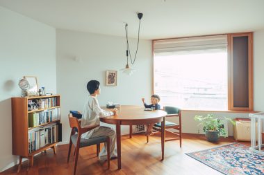 大きな窓は住まいのシンボル