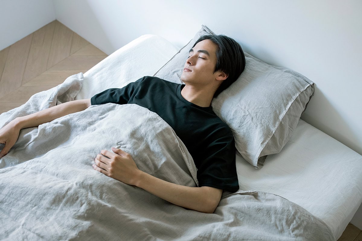 伸縮性のあるなめらかで軽い着心地