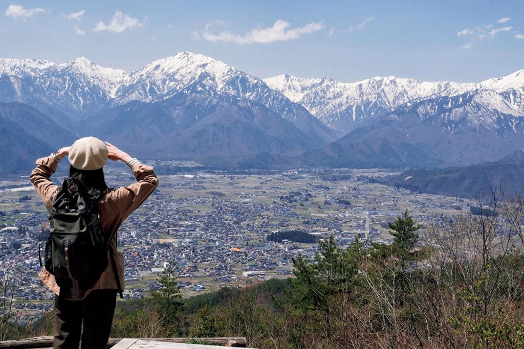 登山・長野県 鷹狩山で圧巻の北アルプス大パノラマ