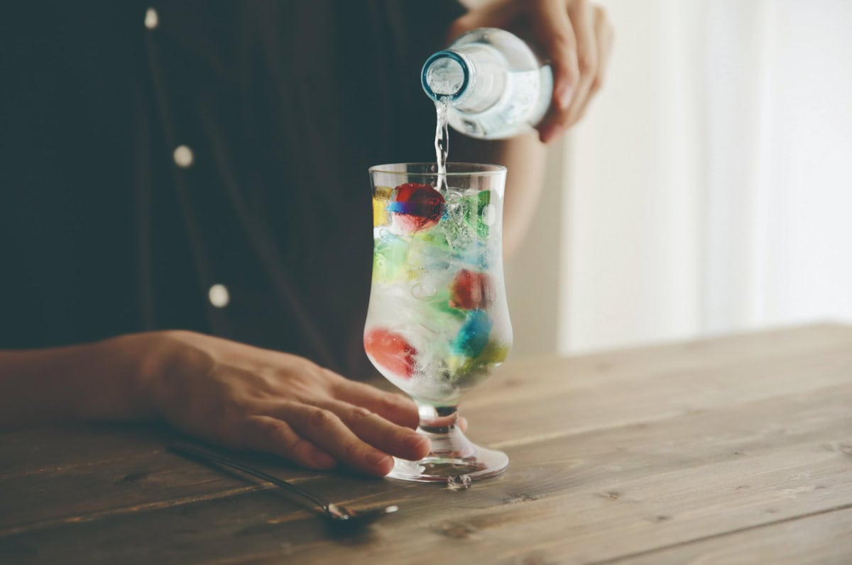 フィアリーレシピ 宝石のゼリーポンチの作り方】 キラキラな幻想的ソーダドリンク