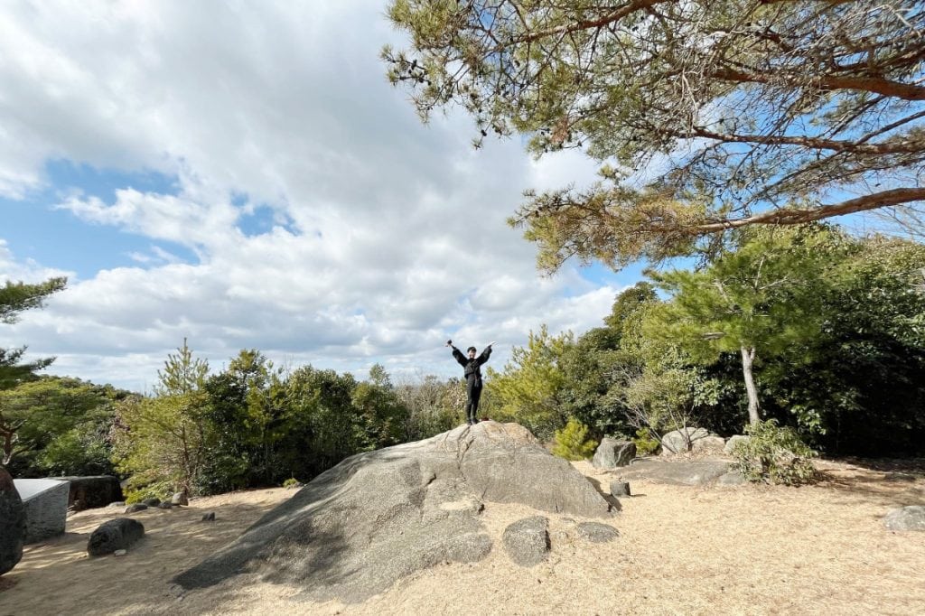 市街地からほど近い操山