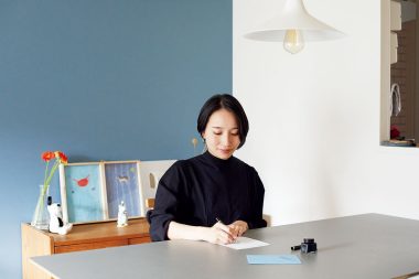 書道家の大江静芳さん