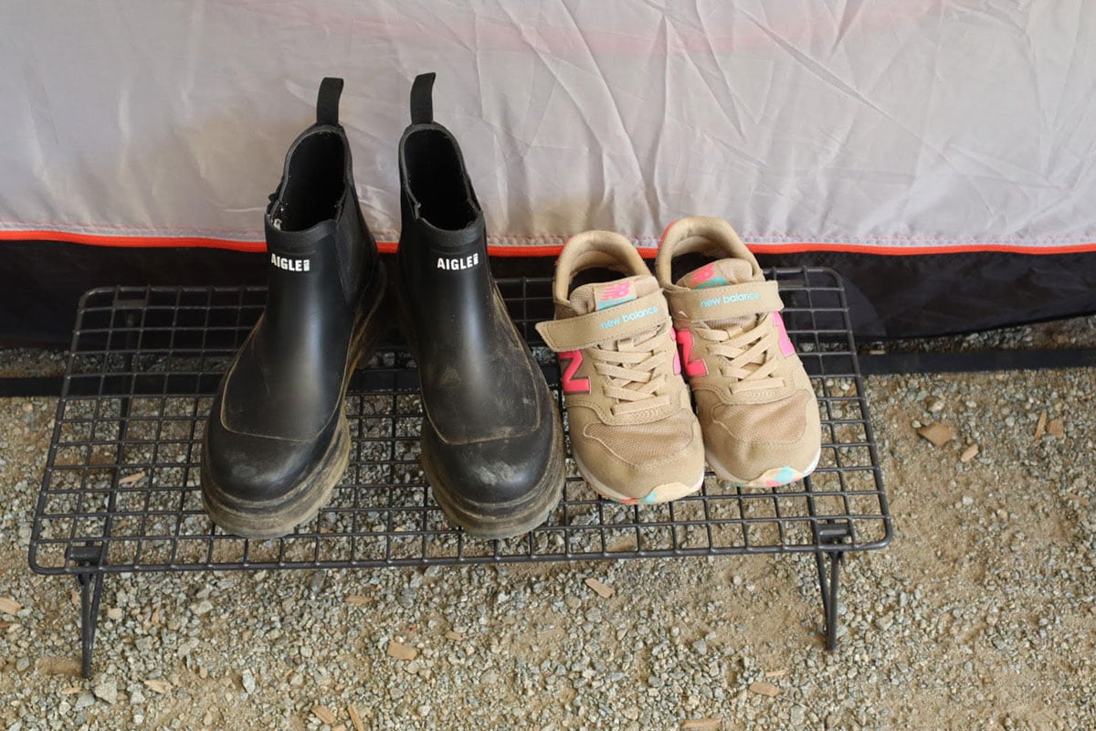 キャンプのテント内シューズラックにイケアのGREJIG グレイグがあると便利