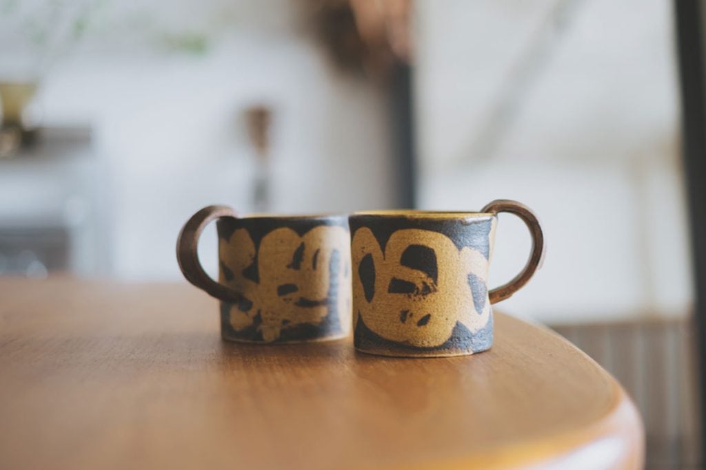 沖縄で購入されたコーヒーカップ