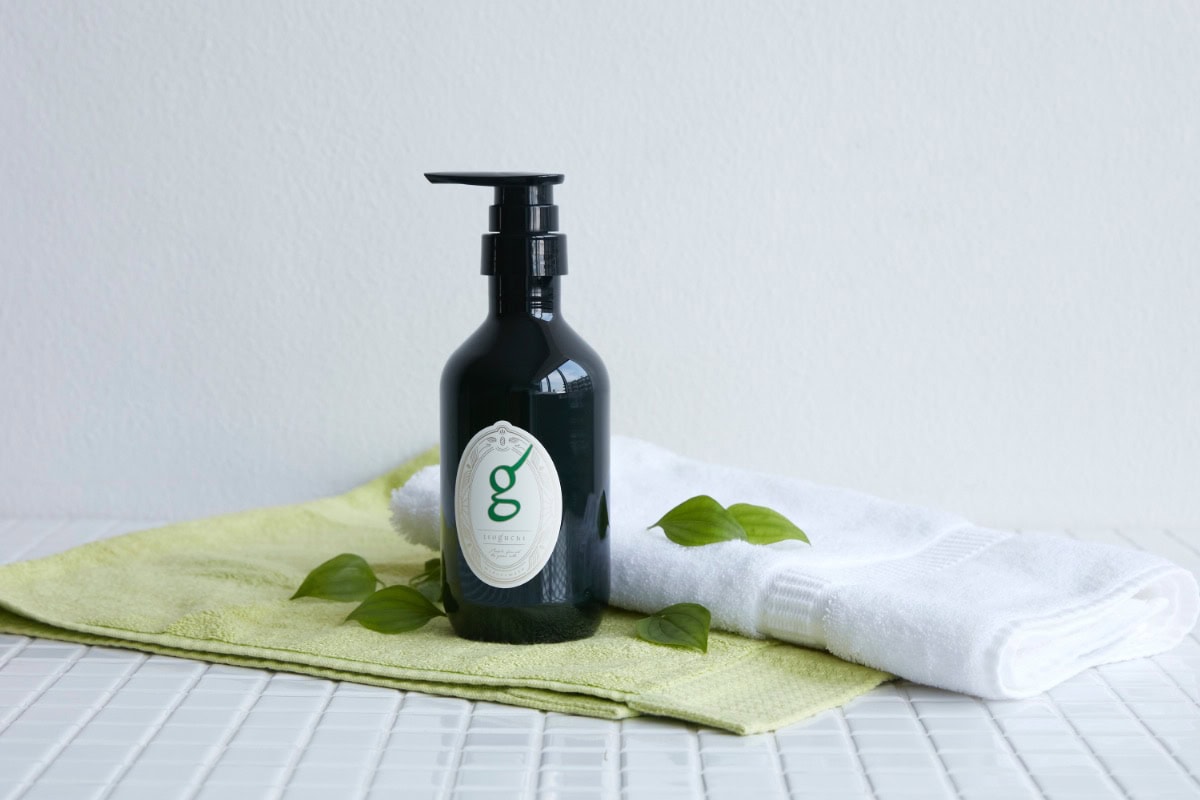 Itoguchi［イトグチ］ みどりまゆ BODY & HAIR モイストシャンプー