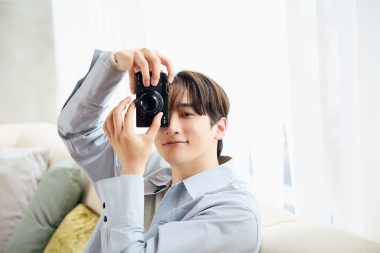 「ハンカチを持つ余裕のある人」が理想の30歳だと話す小関裕太さん。