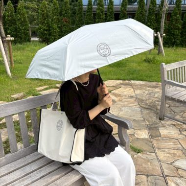 リンネル8月号付録の大判トートと折りたたみ傘は、セットで使ってもおすすめ！