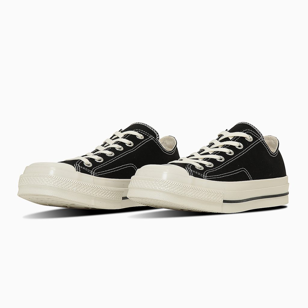 CONVERSE-ALL-STAR-SQUARETOE