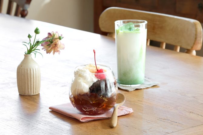 【おうちカフェのアイデア集】 簡単におしゃれなお店風に♪ ドリンク＆スイーツや、カフェごはんレシピも紹介！