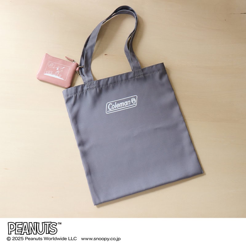 リンネル10月号付録のトートバッグは、シンプルシックな「コールマン」のロゴが◎
