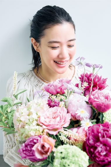 「いちばん思い出深いのは夜の原宿で撮影したこと」と話す蒼井優さん【リンネル15周年インタビュー】