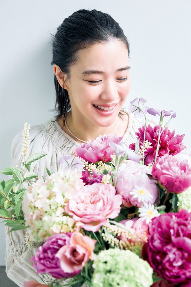 「いちばん思い出深いのは夜の原宿で撮影したこと」と話す蒼井優さん【リンネル15周年インタビュー】