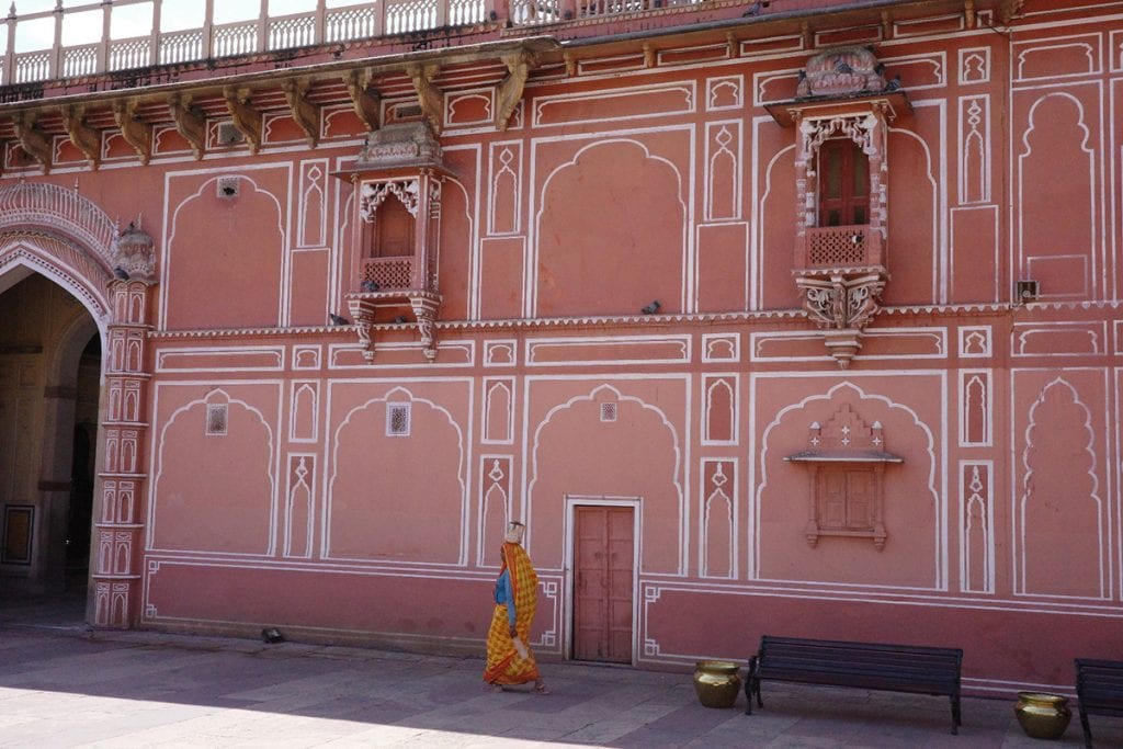 インドひとり旅へ！ 事前に準備したこと【ヘアメイク加藤恵さんの初インド旅 Vol.1】