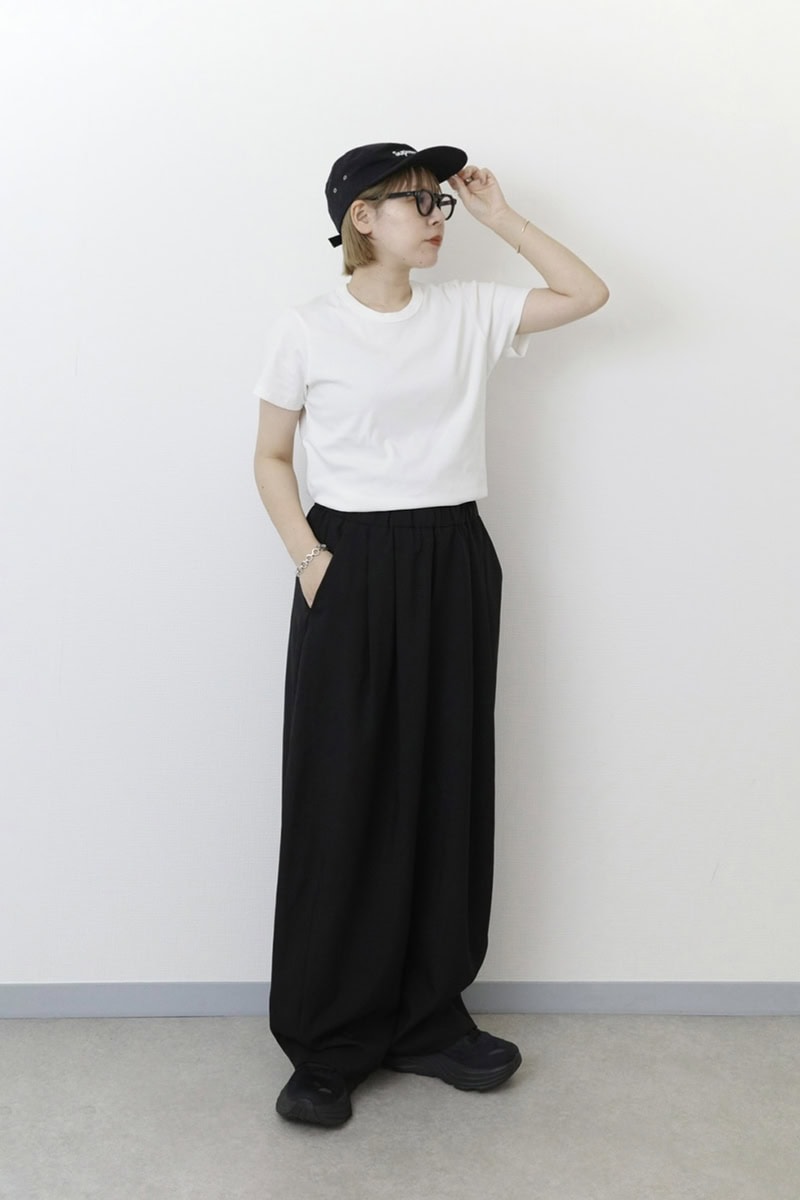 【この無印良品のTシャツが夏から秋まで活躍中！ 】 汗じみを抑えて冷感、大きめXLを選んで今っぽい着こなしに