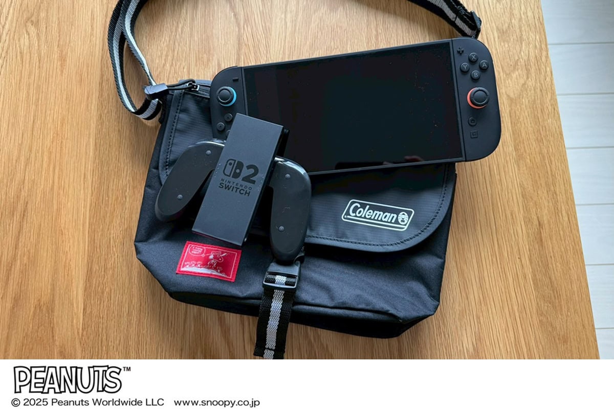 Switch2本体にコントローラーなど、ゲーム時に必要なアイテムは全部メッセンジャーバッグに詰め込んで！