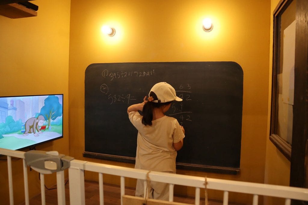 長野・上諏訪のリユースショップ「ReBuilding Center JAPAN（リビセン）」のキッズスペース