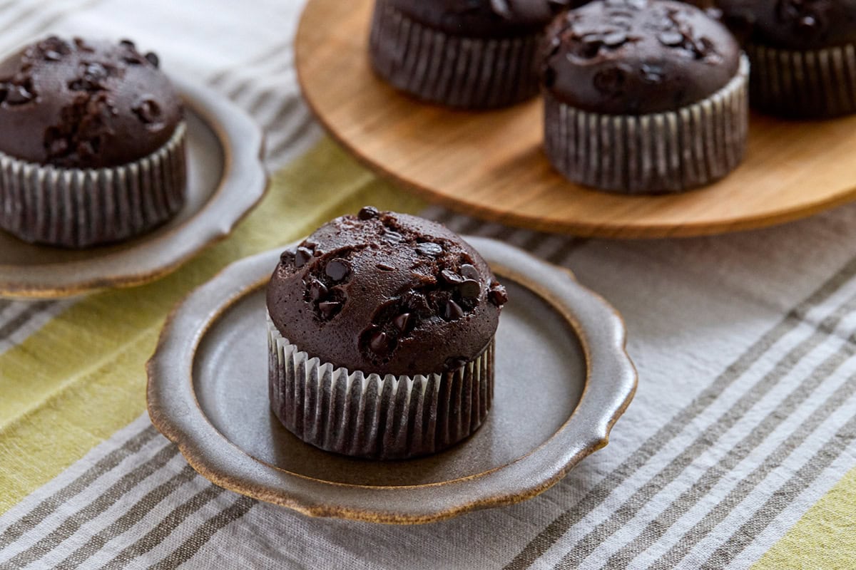 アサイーを使ったアレンジレシピ「アサイーココア蒸しパン」