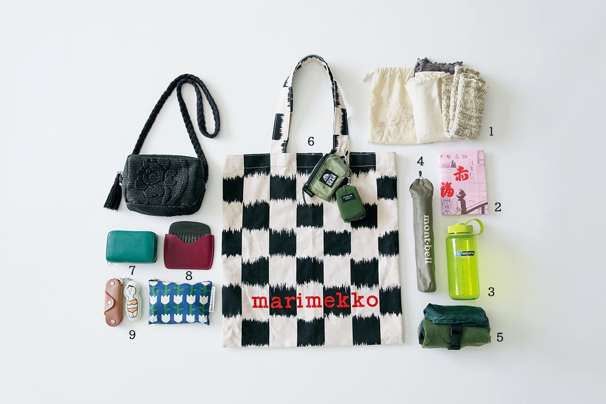 スタイリスト/西川木乃美さんは、マリメッコのトートバッグとアントネッロ テッデのショルダーバッグを２個持ち！【リンネル9月号】