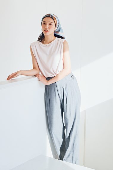 ドライな触感＆配色で秋を感じる涼スタイルに【リンネル10月号】
