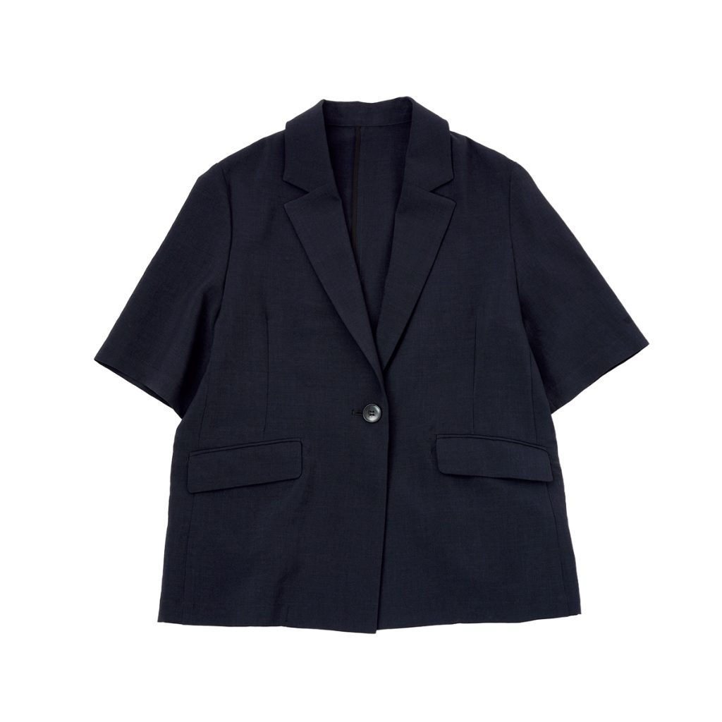 ロペピクニックのジャケットは、速乾＆UVカットの機能つきでオンオフ使えて便利【リンネル10月号】