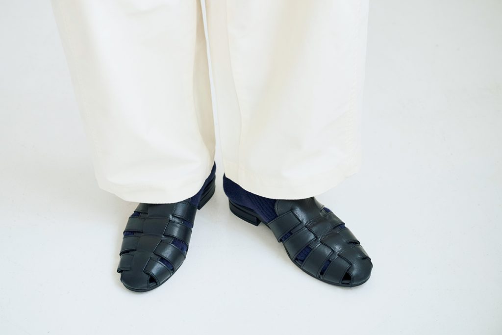 秋のおしゃれは足元から！グルカ×靴下の組み合わせ