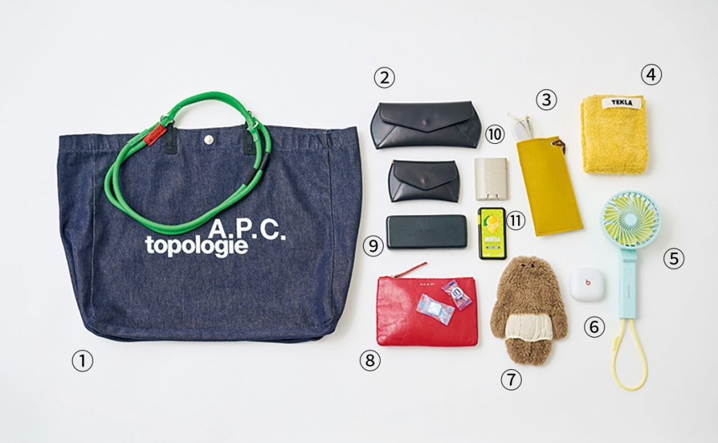 A.P.C.×トポロジーのコラボトートが使える！ファッションインフルエンサーkinoko.さんのバッグの中身