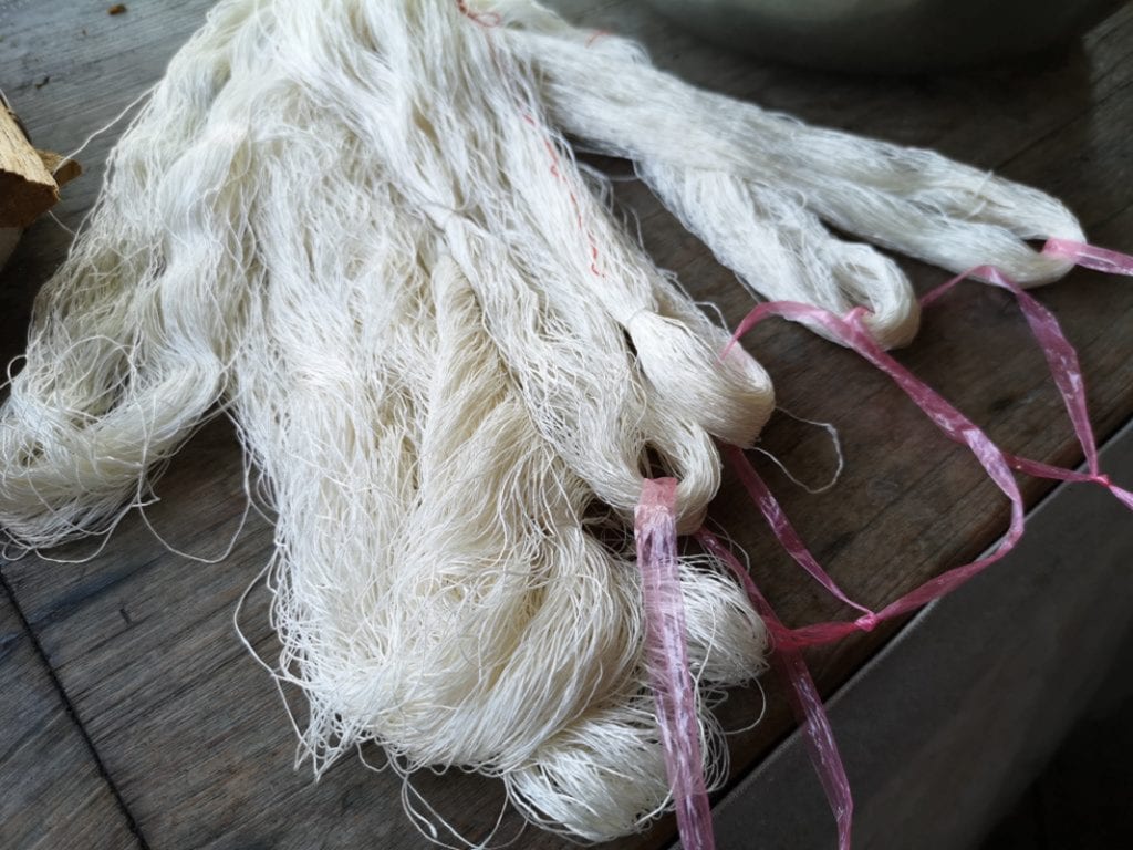 エッセイスト柳沢小実さんが体験したラオスでの手仕事体験が素敵