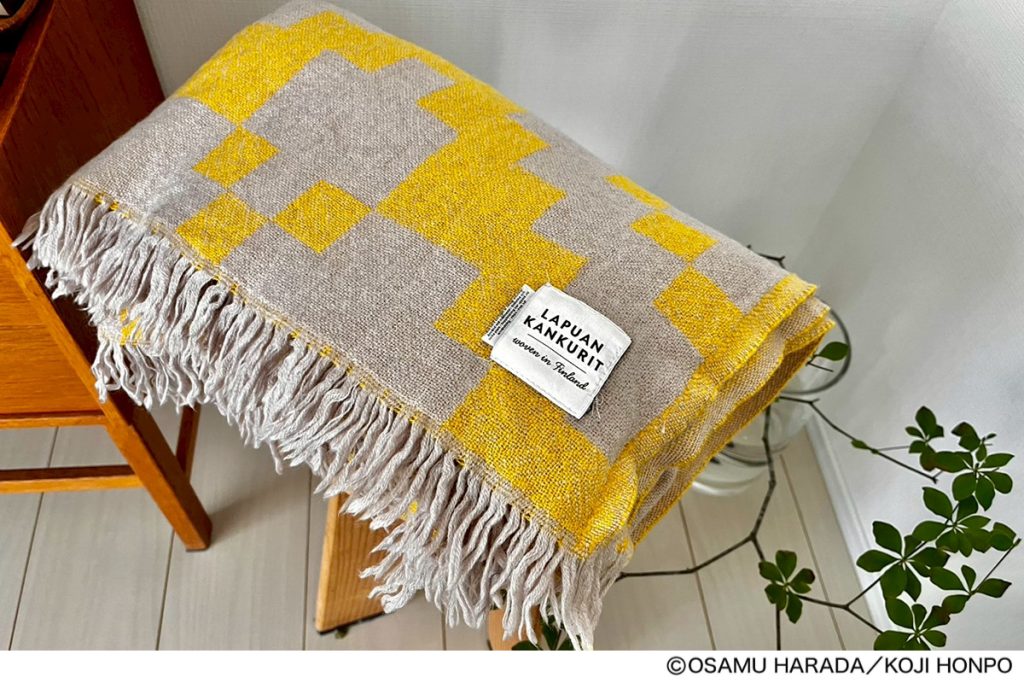 ブランケットの収納に大判ポーチがぴったり！