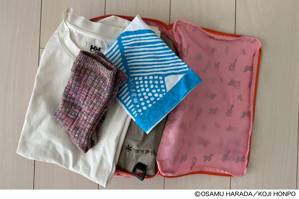 リンネル11月号付録の大判ポーチには、着替えやアウターを