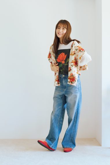 ゆべしさんは、シックなオレンジをちりばめて大人のデニムカジュアルに【リンネル11月号】