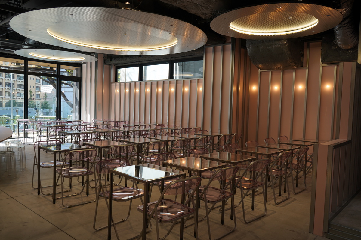 アイムドーナツ渋谷宮益坂店のイートインスペース