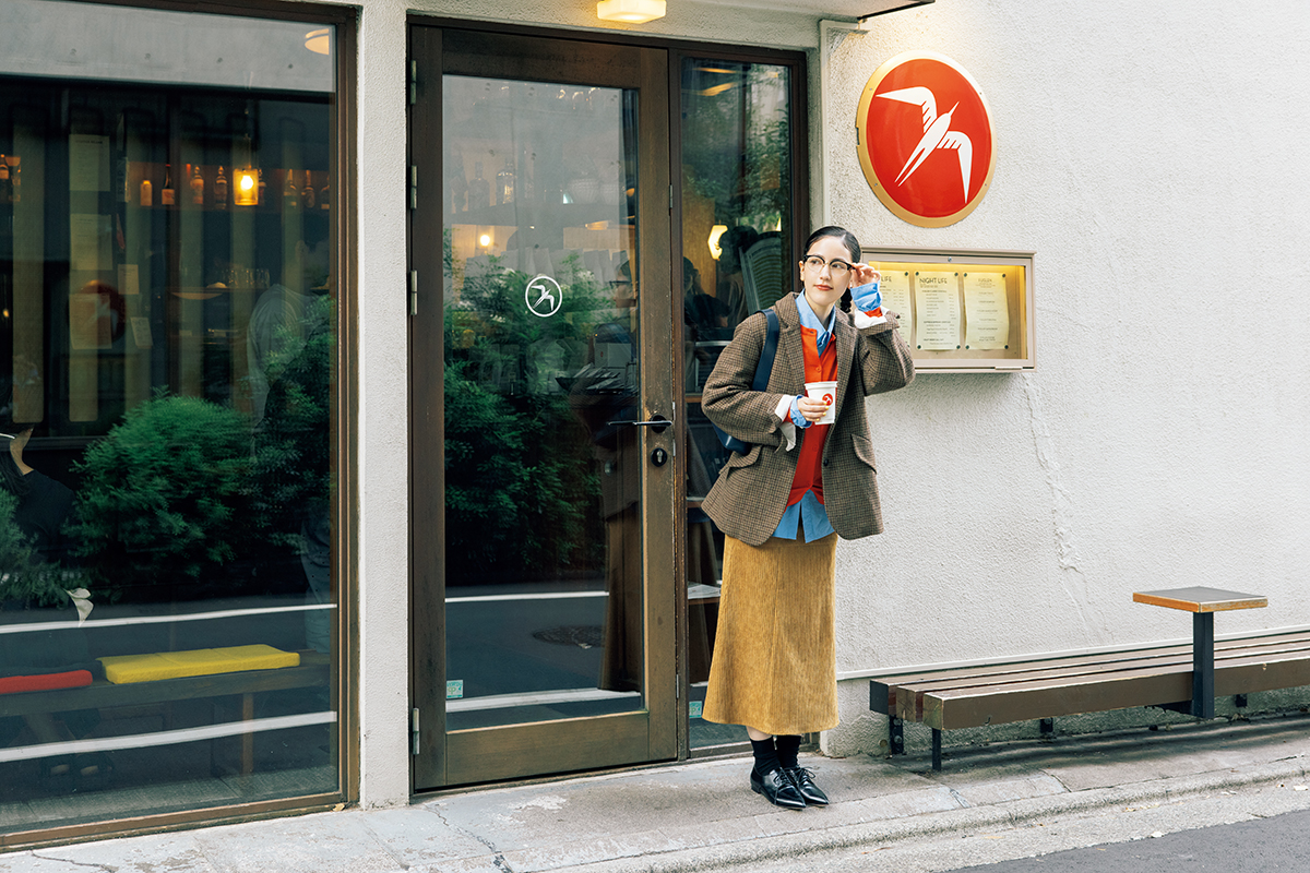 秋冬の知的なクラシカルスタイル