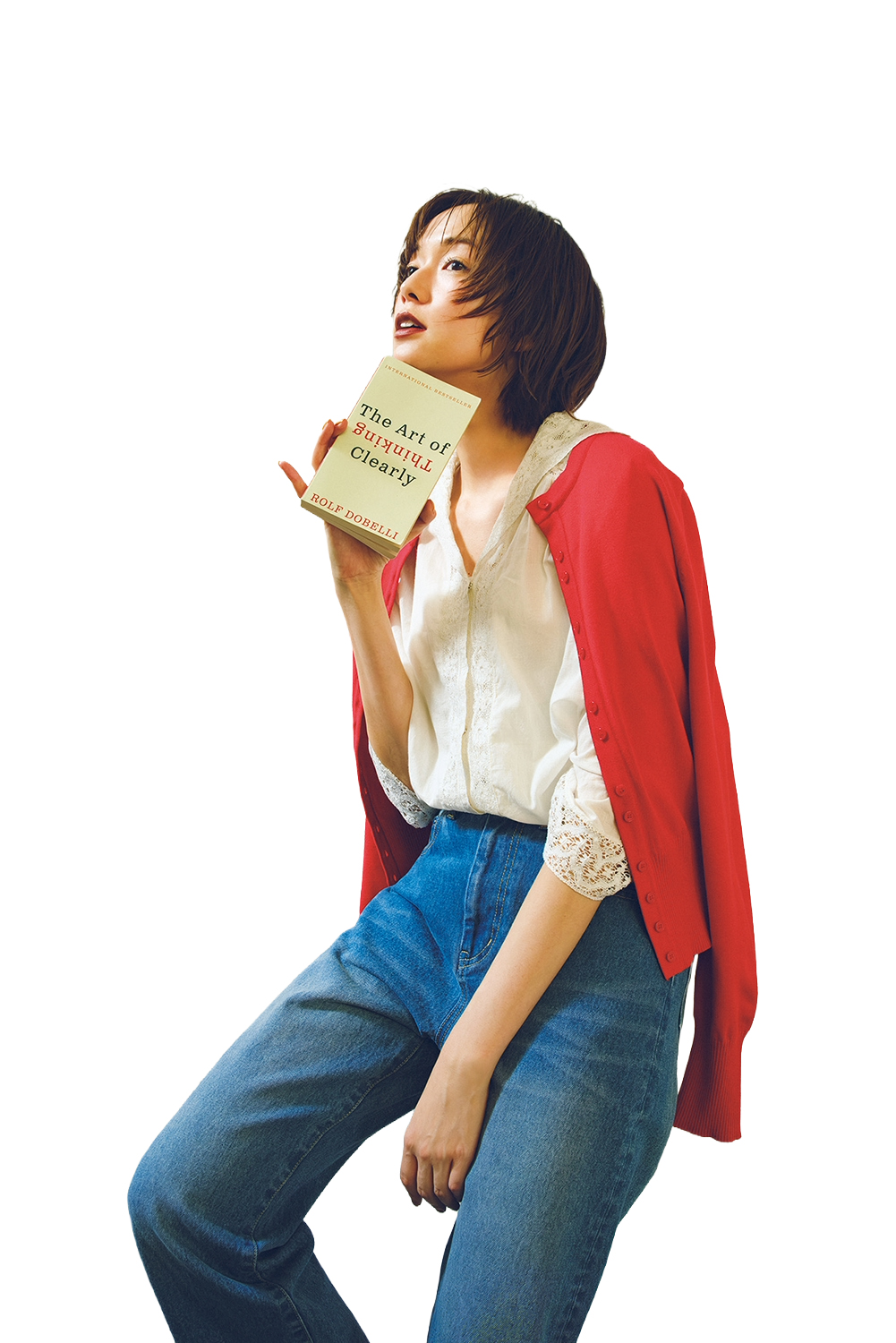 白ブラウス×デニムでパリジェンヌを気取って