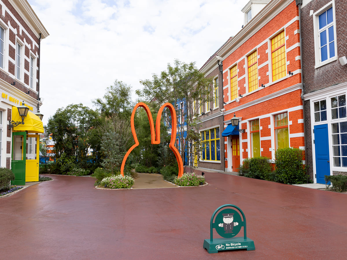 【長崎・ハウステンボス「ミッフィーエリア」のフォトスポット】ミッフィーのようなアーチがお出迎え