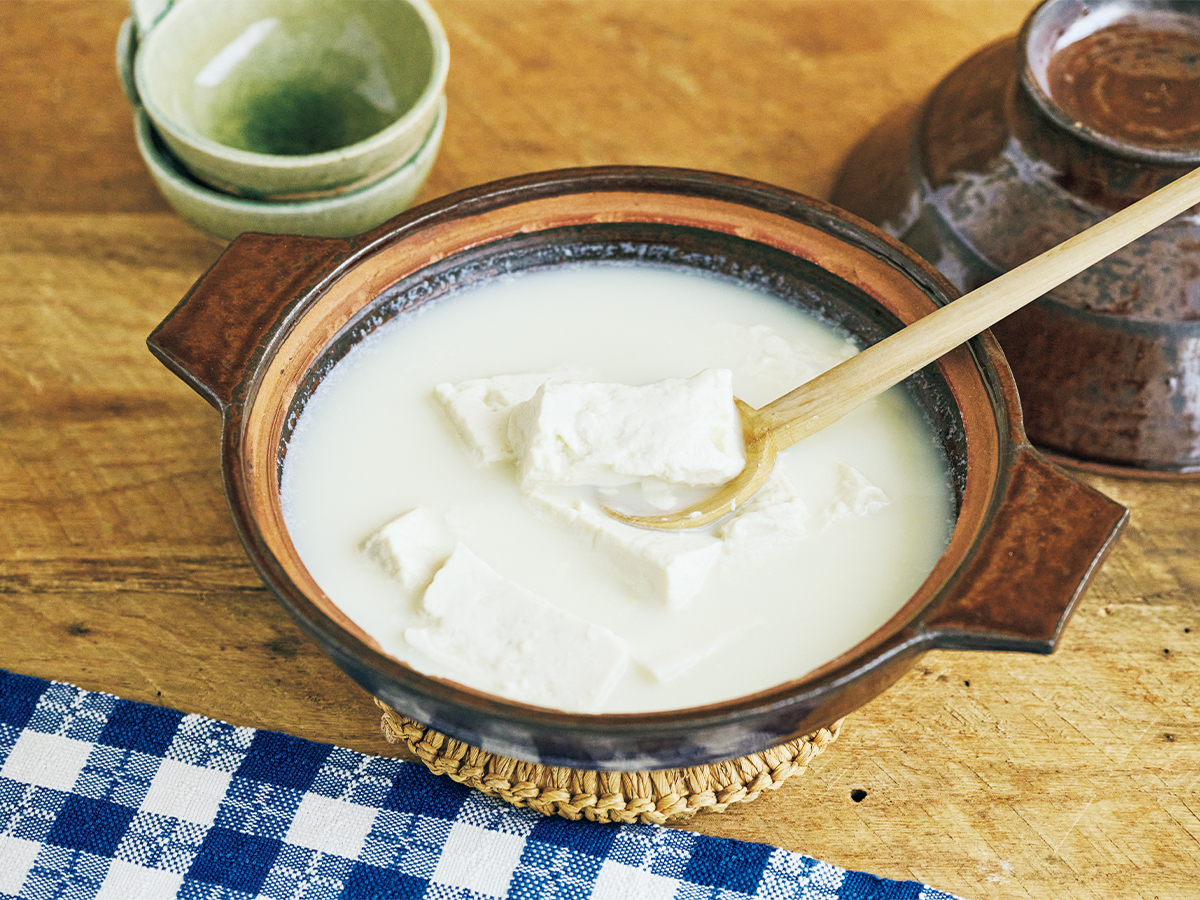 【年末年始のお取り寄せにおすすめ】佐嘉平川屋の温泉湯豆腐3丁入り（胡麻だれ・ぽん酢付き）