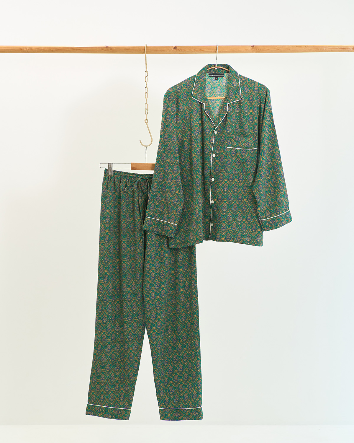 「好きがつながって形になる」ヘアメイク加藤恵さんが、インド発のパジャマブランド【KiNAARA（キナーラ）】を始めたワケ