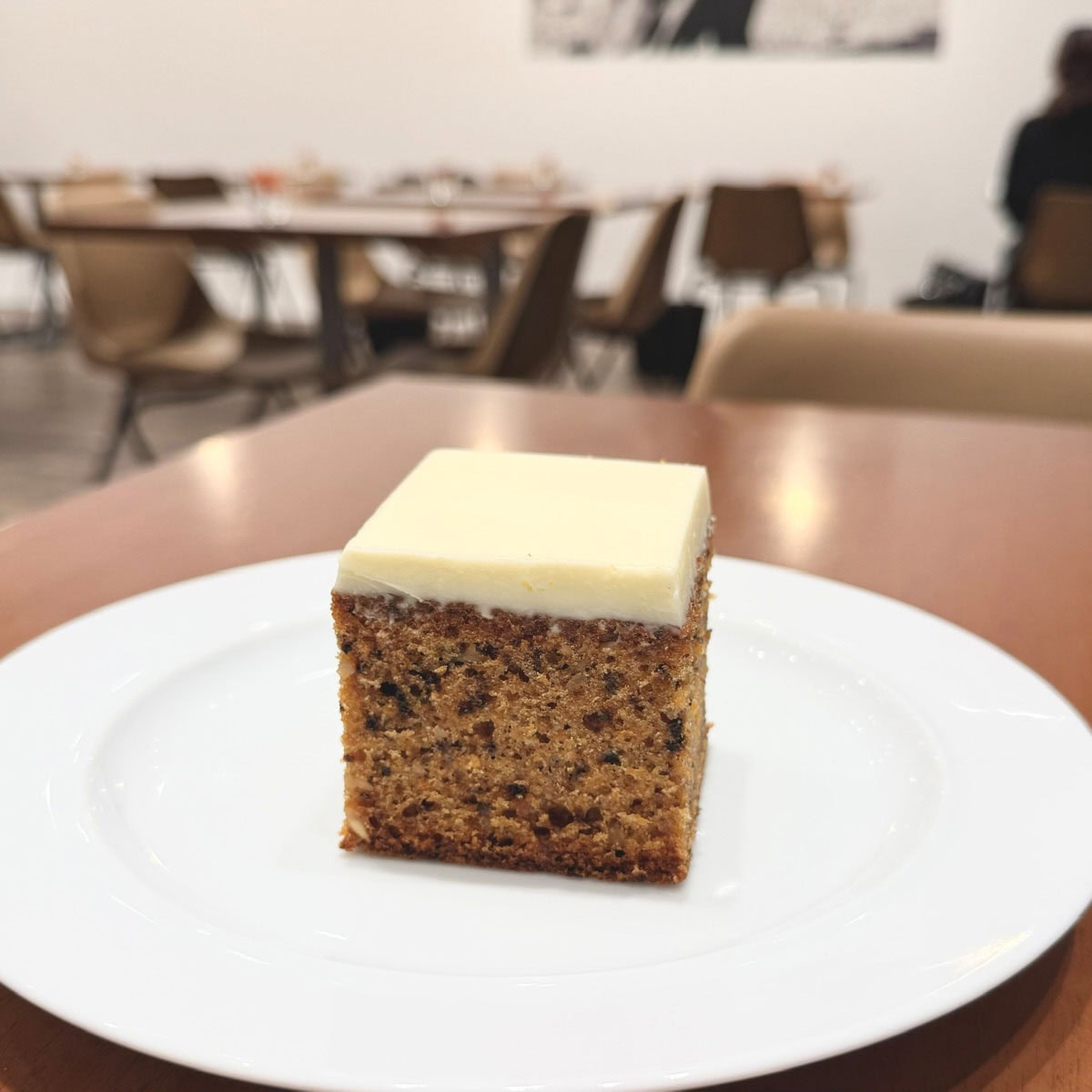 MARGARET HAWELL CAFE のキャロットケーキ