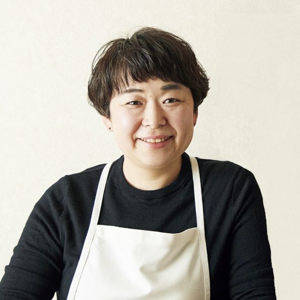 しらいのりこさん