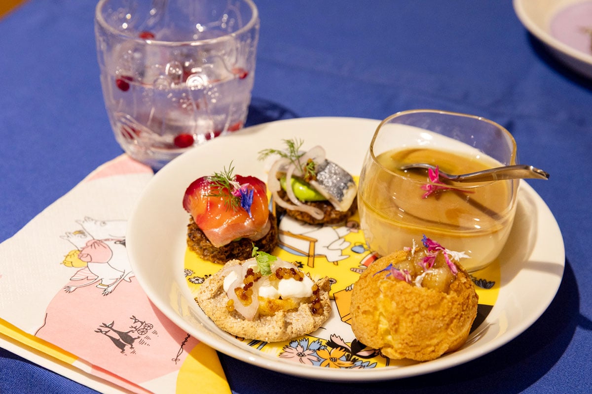 ムーミンアラビア「LOVE」誕生30周年のアニバーサリーシリーズが登場!フィンランド大使館での新作発表会に潜入レポ