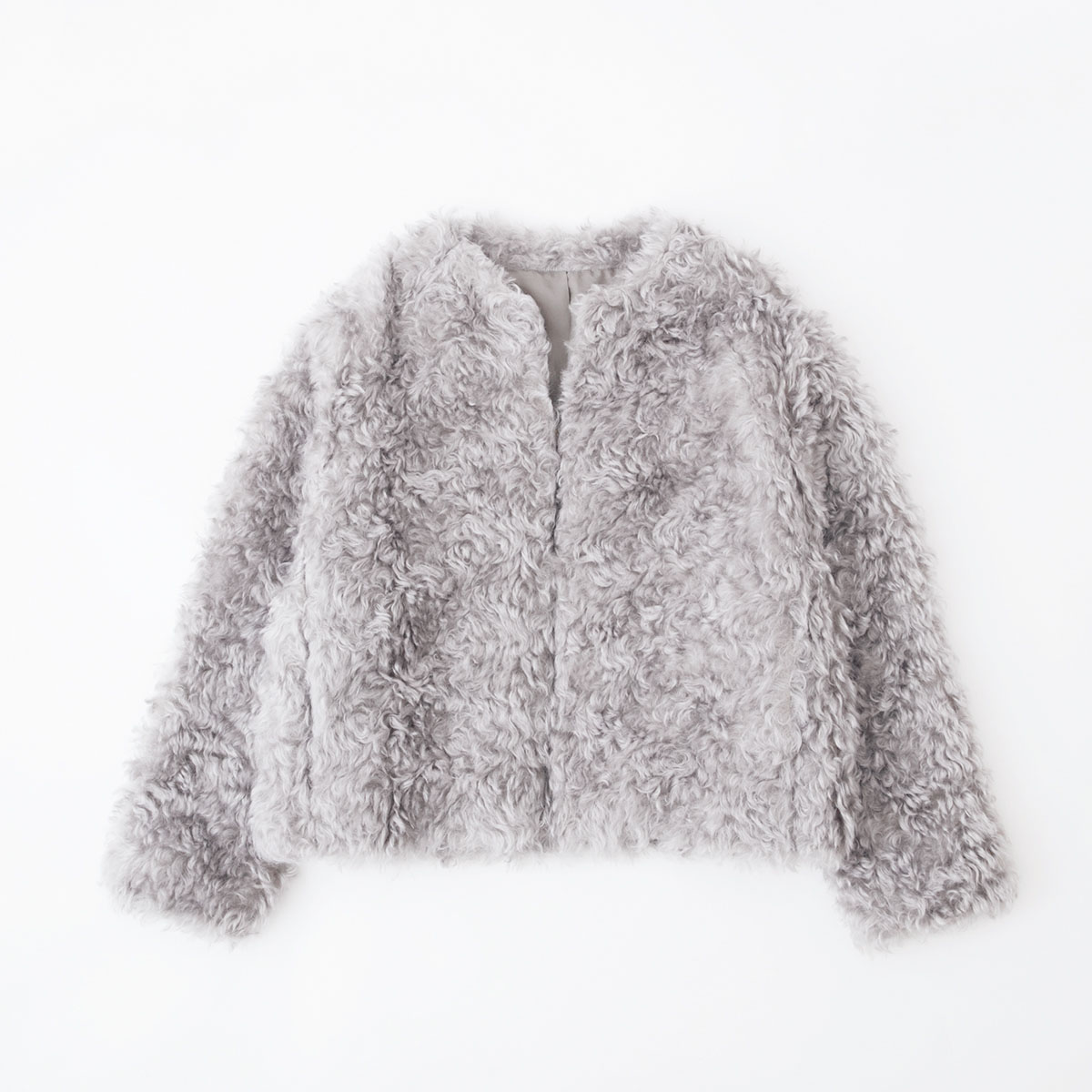 LOISIRのショート丈コート