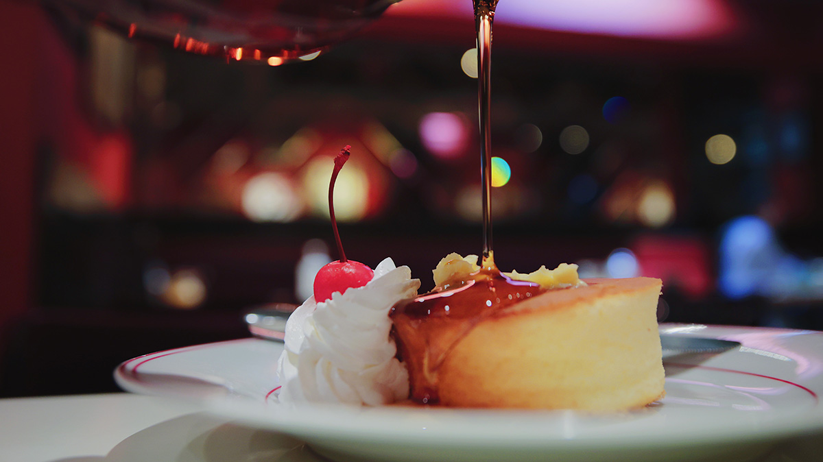 東京・蒲田の喫茶店「チェリー」の人気メニュー 分厚いパンケーキ