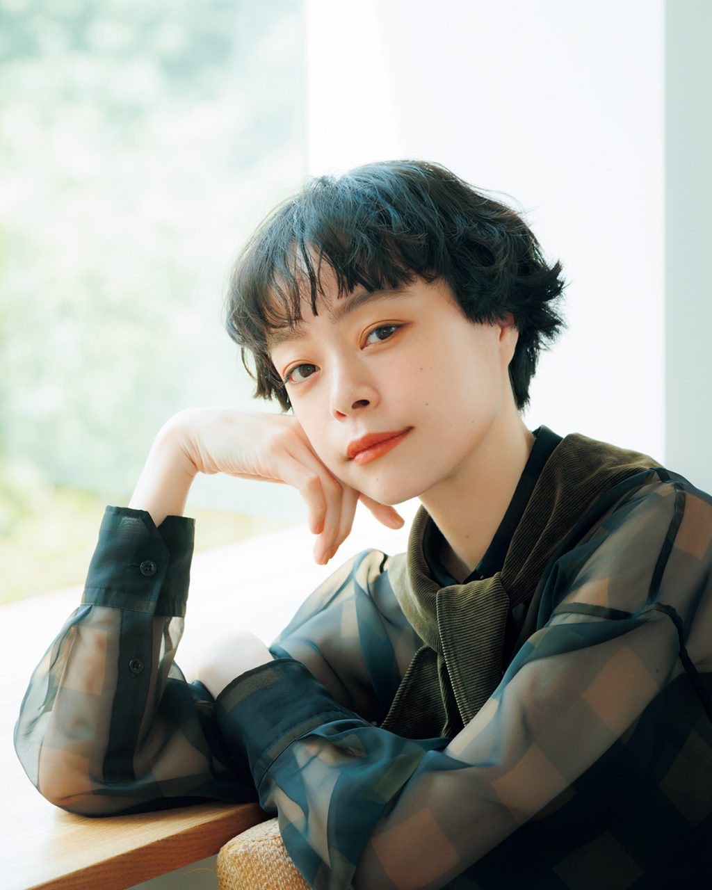 【2025年秋冬】40代・50代のプチプラメイクの仕方｜アイメイクやベースなど大人のトレンド化粧術をレッスン！