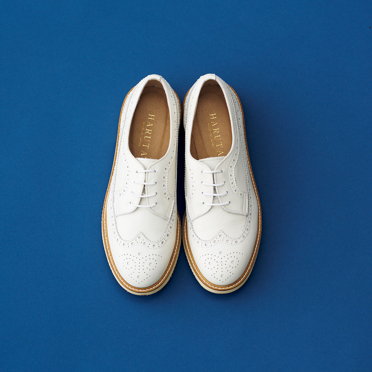 HARUTAのレースアップシューズ