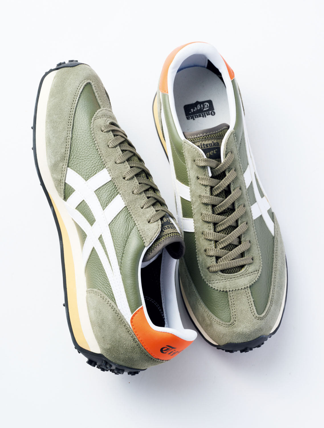 Onitsuka Tigerのスニーカー