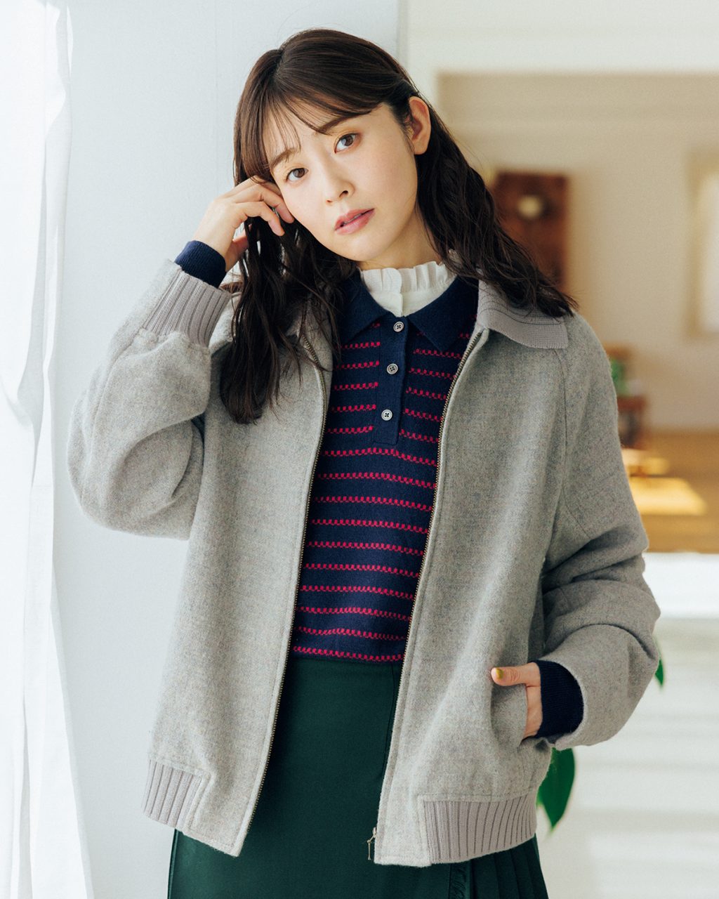 【きちんと見えショート丈コート】 羽織るだけで大人コーデがキマる！ コンパクトな丈感が◎