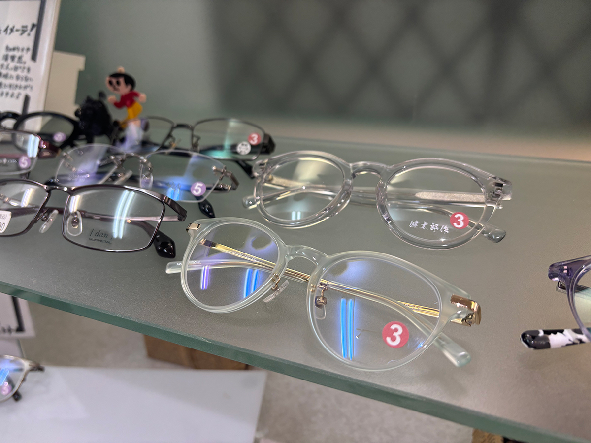 松倉めがねでショッピング